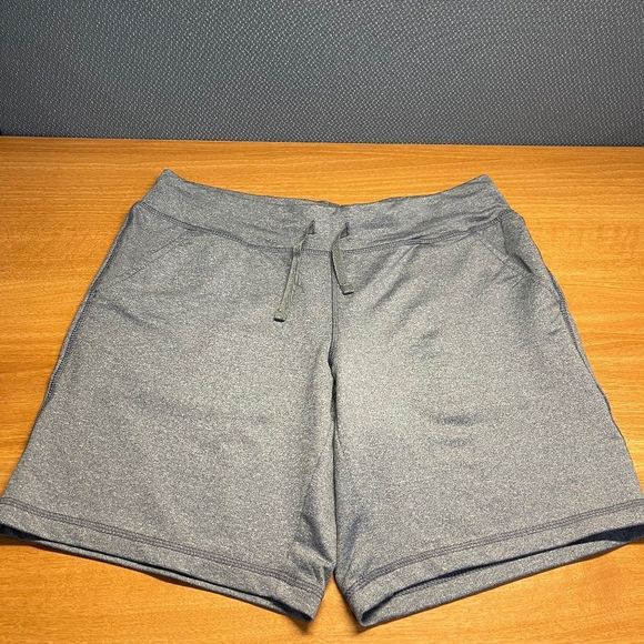 Women’s Emily B athletic shorts size M - Picture 1 of 7